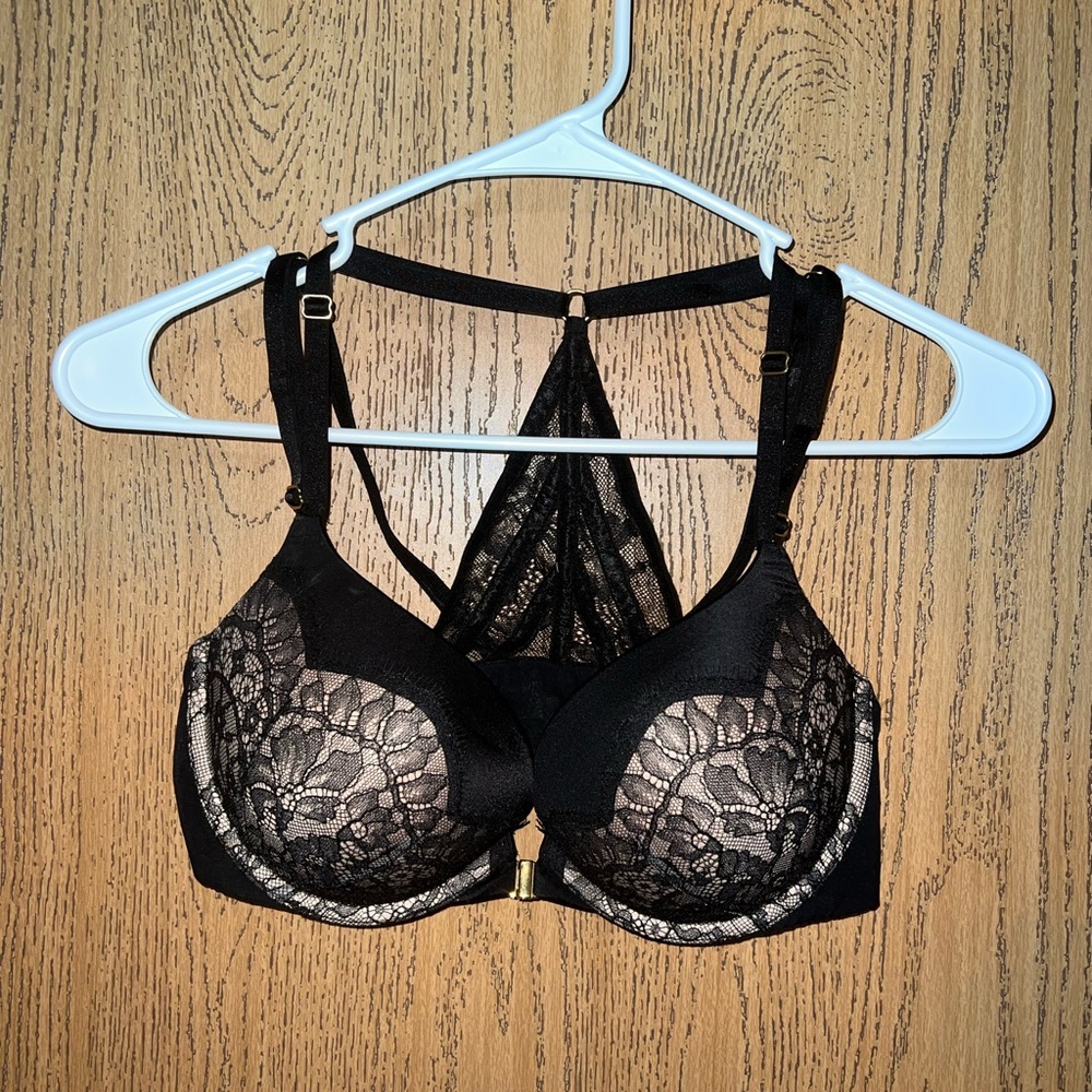 Black VS Push Uo Bra